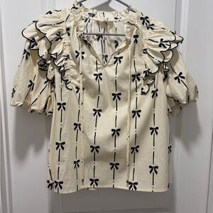 Entro Cream Puff Sleeve Ruffled Blouse